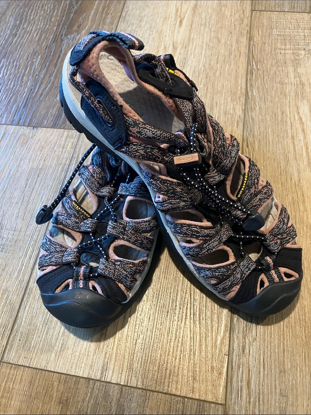 Keen Women's Coral and Black Sandals